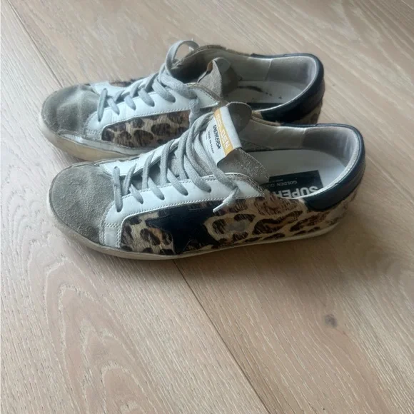 Golden Goose Super-Star Sneakers with Leopard Print and Black Star - Picture 3 of 7